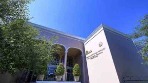 cideb-fachada-centro-investigacion-desarrollo-educación-bilingue-campus-mederos