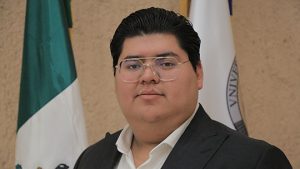 conferencia-ex-cidebs-egresado-aldo-guzman-ceo-recicladora-materiales-uanl-2023-2