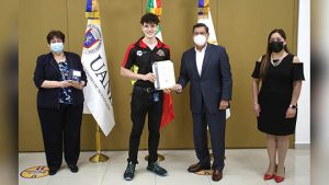 rector-uanl-estudiantes-cideb-2021-robocup-4